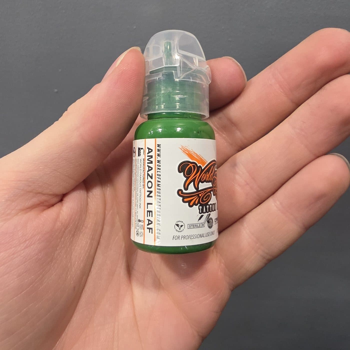 رنگ تتو ورد فیمس آمازون لیف (سبز) — World Famous Amazon Leaf حجم ۱۵ میل